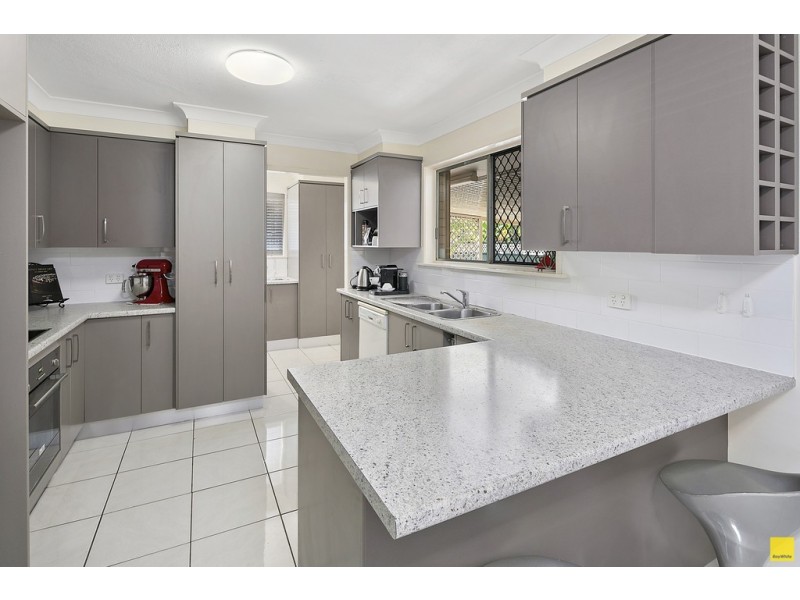 2 Jeffrey Street, Capalaba QLD 4157