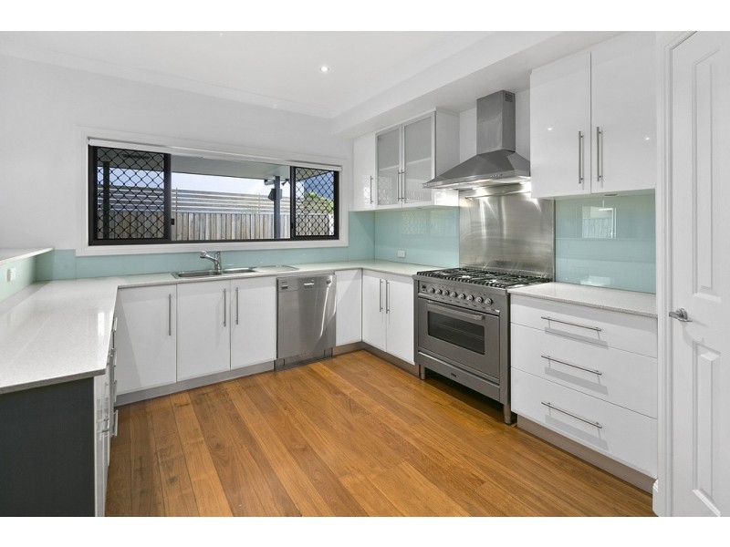 40 Latimer Street, Holland Park QLD 4121