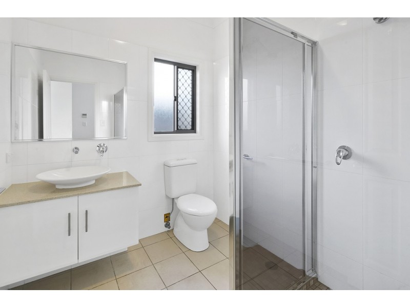 40 Latimer Street, Holland Park QLD 4121