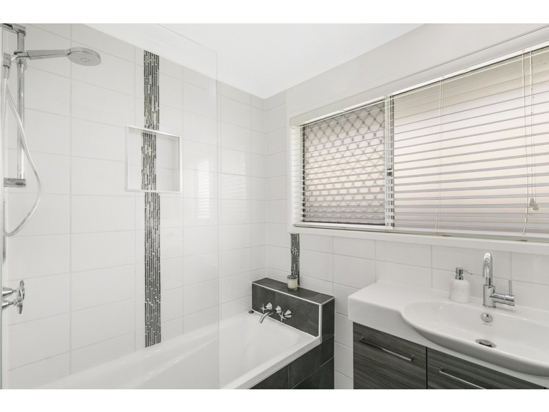 15 Stuart Street, Capalaba QLD 4157