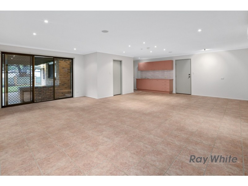 1 Dinton Court, Alexandra Hills QLD 4161