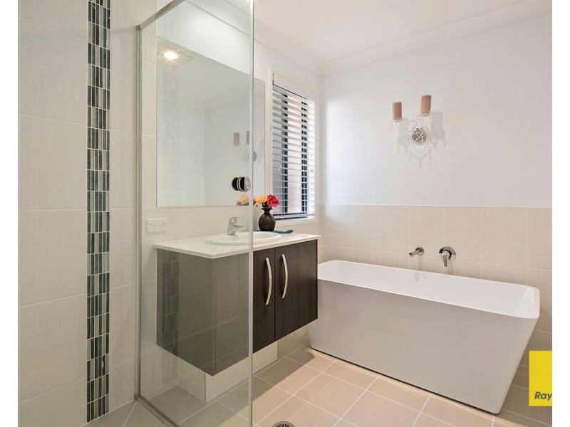 16 Kidman Circuit, Thornlands QLD 4164