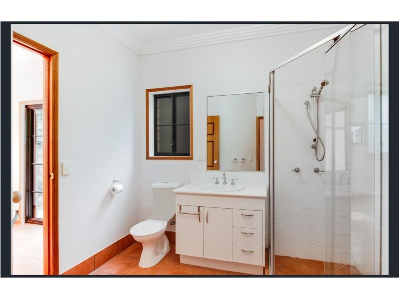 24 Buckland Street, Wellington Point QLD 4160