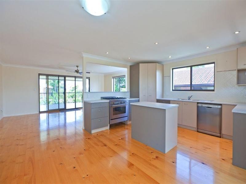 8 Macadamia Street, Victoria Point QLD 4165