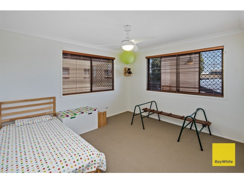 6 Macadamia Street, Victoria Point QLD 4165