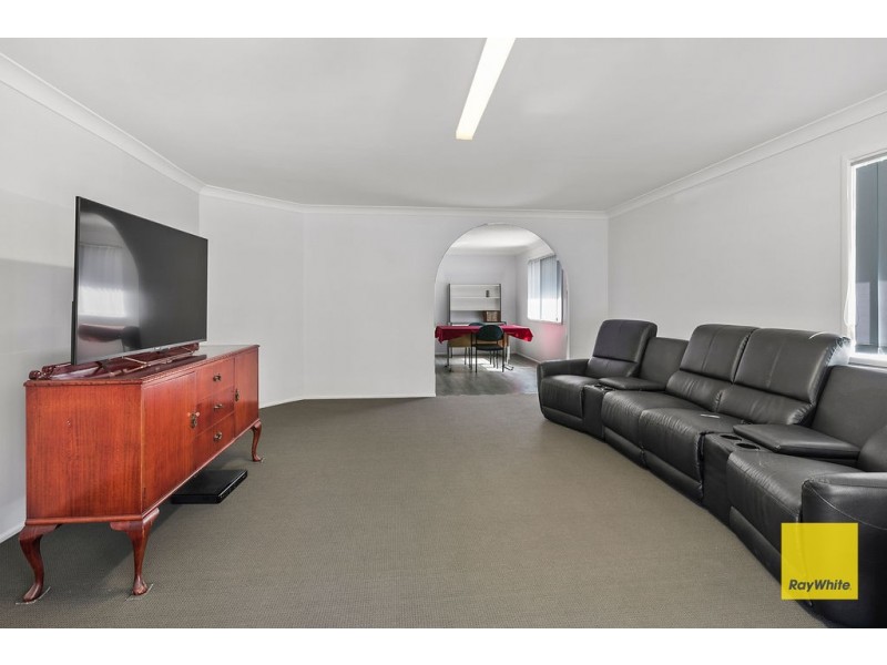 293 Redland Bay Rd, Capalaba QLD 4157