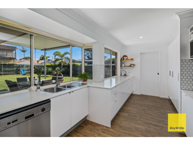 9-11 Link Road, Victoria Point QLD 4165