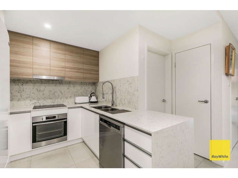 7/11 Adelaide Street, Carina QLD 4152