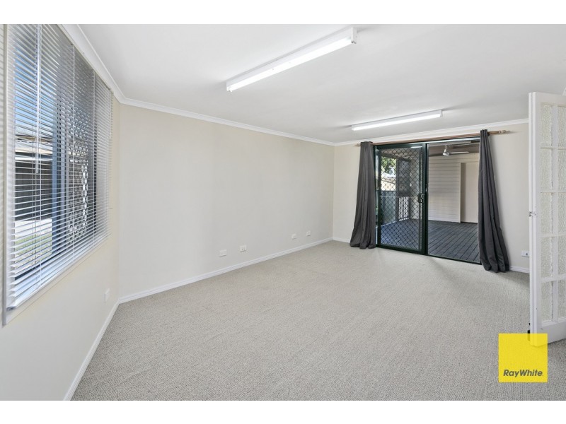 151 Redland Bay Road, Capalaba QLD 4157