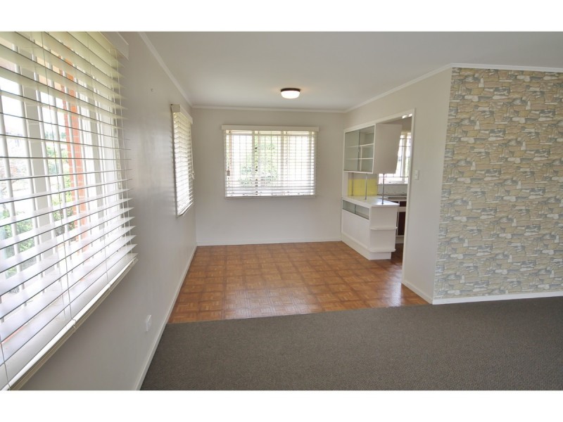 31 Aminya Street, Mansfield QLD 4122