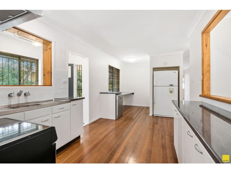 57 Birkdale Road, Birkdale QLD 4159