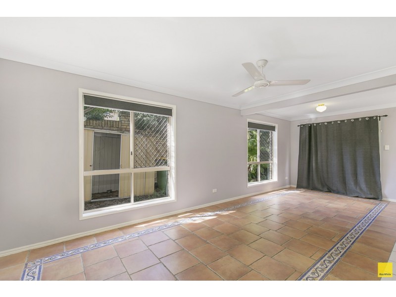 1/2 Denison Court, Capalaba QLD 4157