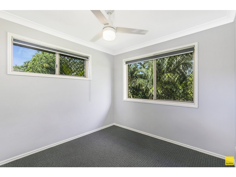 1/2 Denison Court, Capalaba QLD 4157