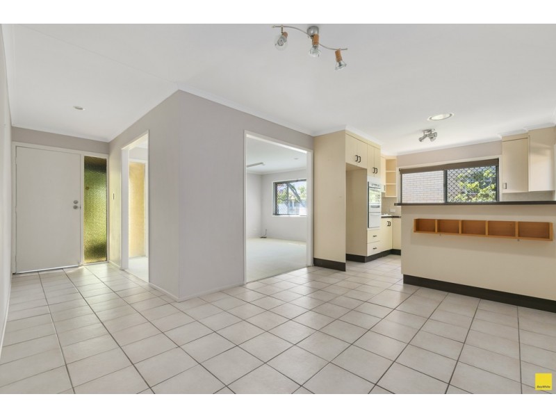 7 Frinton Street, Wishart QLD 4122