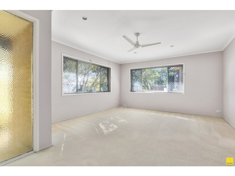 7 Frinton Street, Wishart QLD 4122