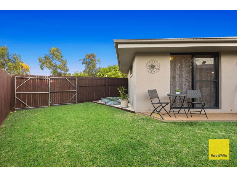 33 Denham Boulevard, Redland Bay QLD 4165