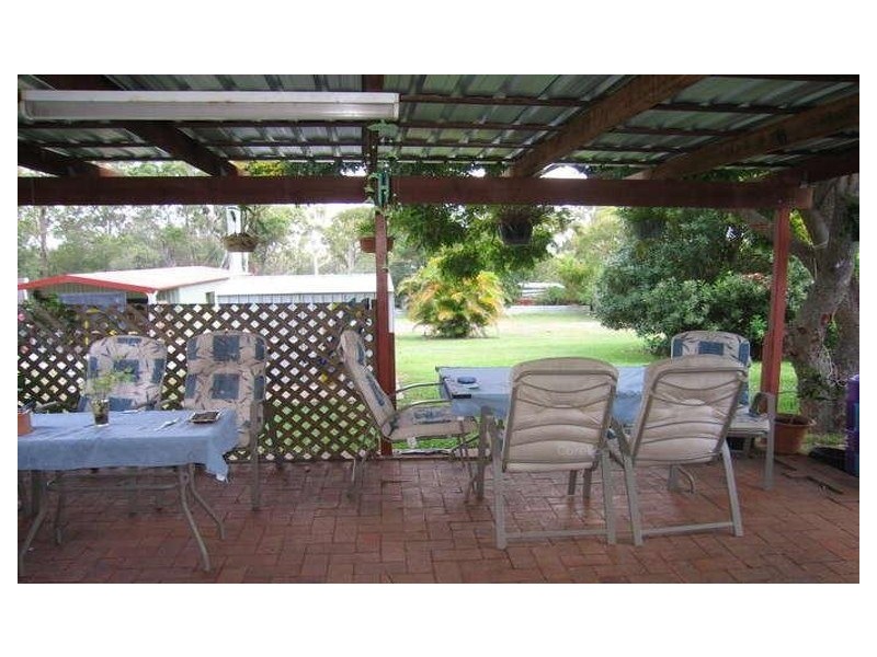313 Redland Bay Road, Capalaba QLD 4157