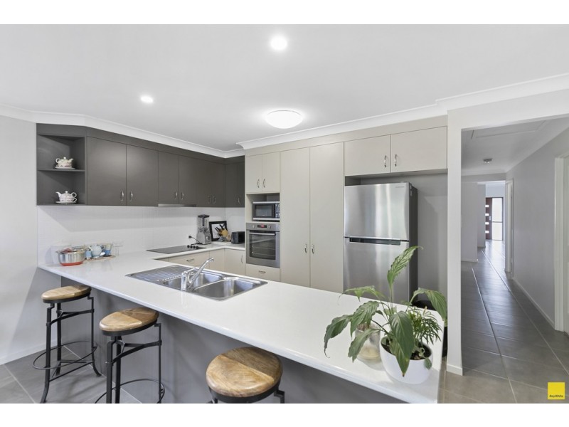 42 Jerrys Place, Thornlands QLD 4164