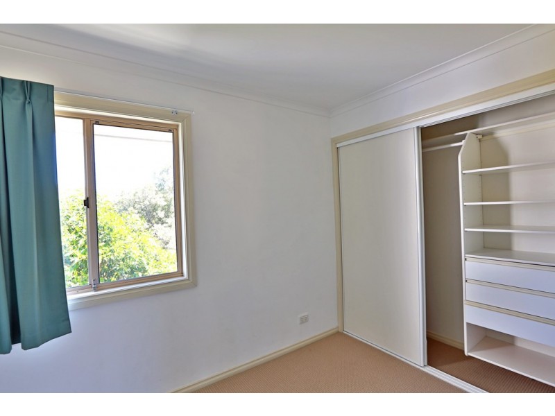 2/46-52 Longland Street, Cleveland QLD 4163