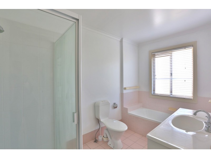 2/46-52 Longland Street, Cleveland QLD 4163