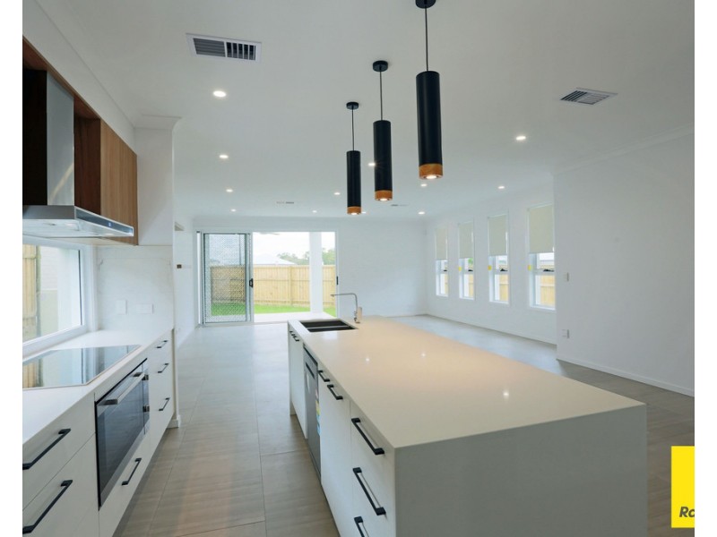 1 Weir Street, Thornlands QLD 4164