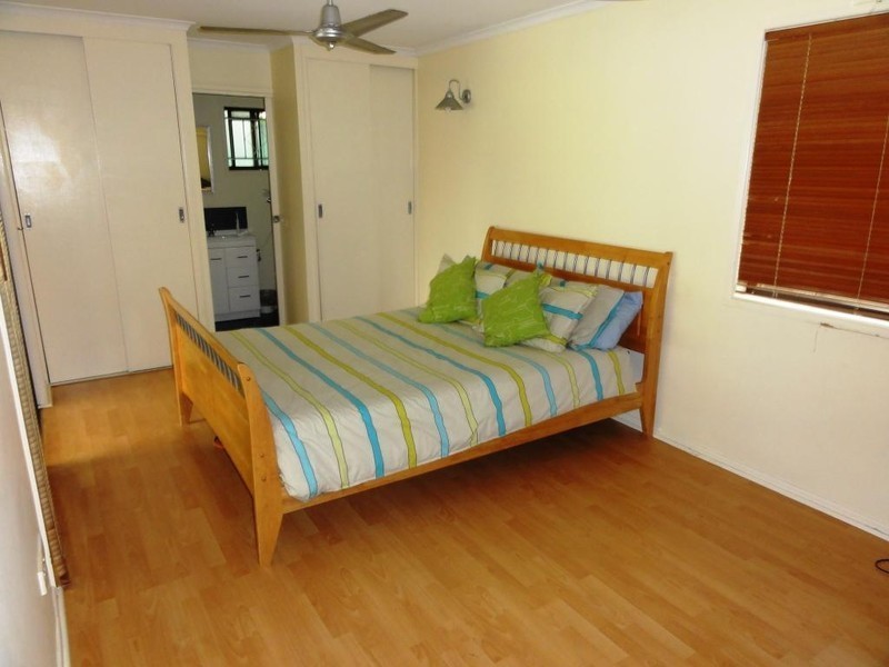 9 Jacaranda Road, Capalaba QLD 4157