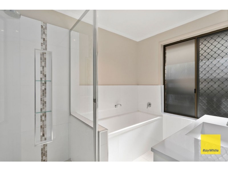 12 Sylvania Street, Wellington Point QLD 4160