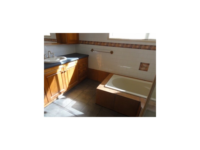 34 Endeavour Street, Capalaba QLD 4157