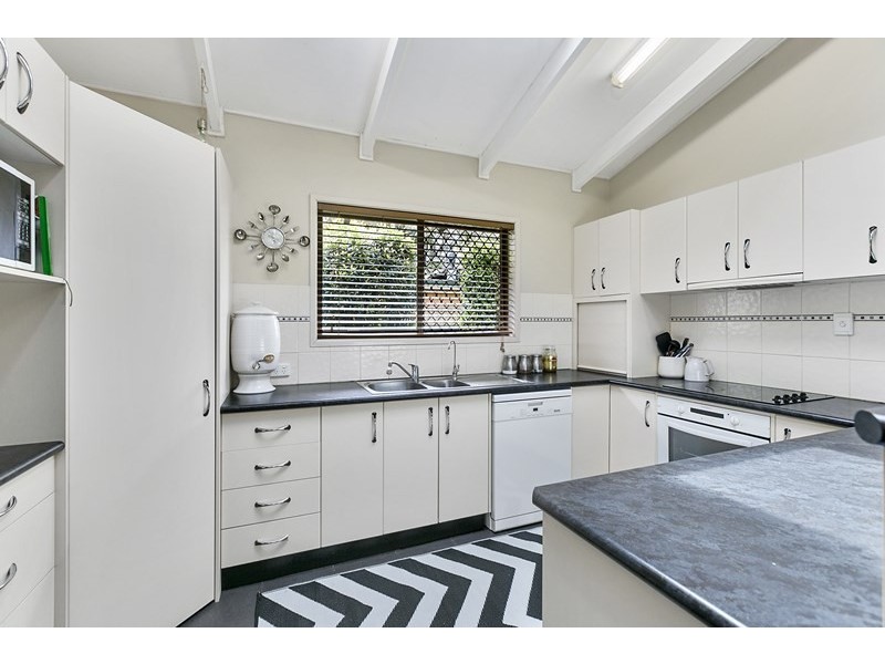 16 Bowen Street, Capalaba QLD 4157