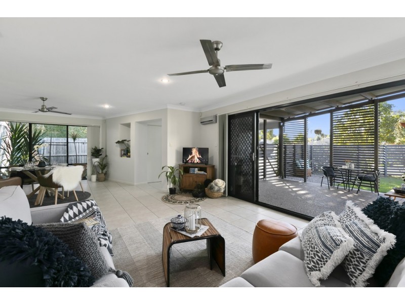 11 Serene Place, Birkdale QLD 4159
