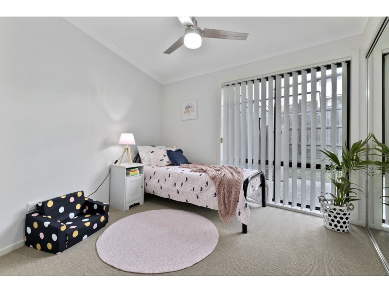 11 Serene Place, Birkdale QLD 4159