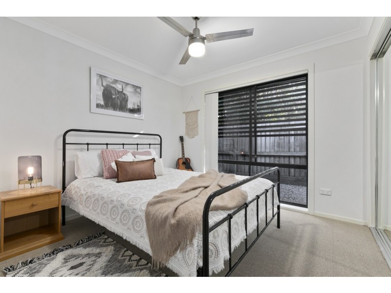 11 Serene Place, Birkdale QLD 4159