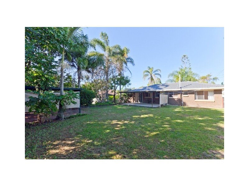 8 Mitchell Street, Capalaba QLD 4157