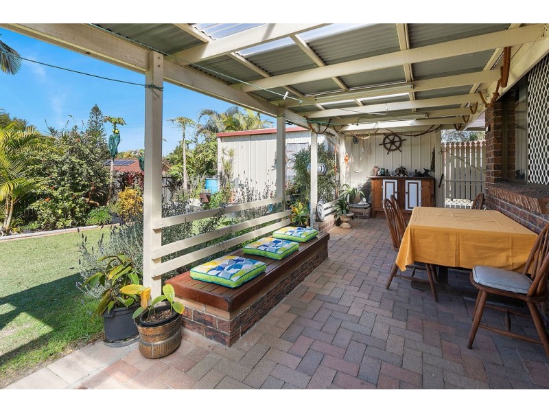 111 Crotona Road East, Alexandra Hills QLD 4161