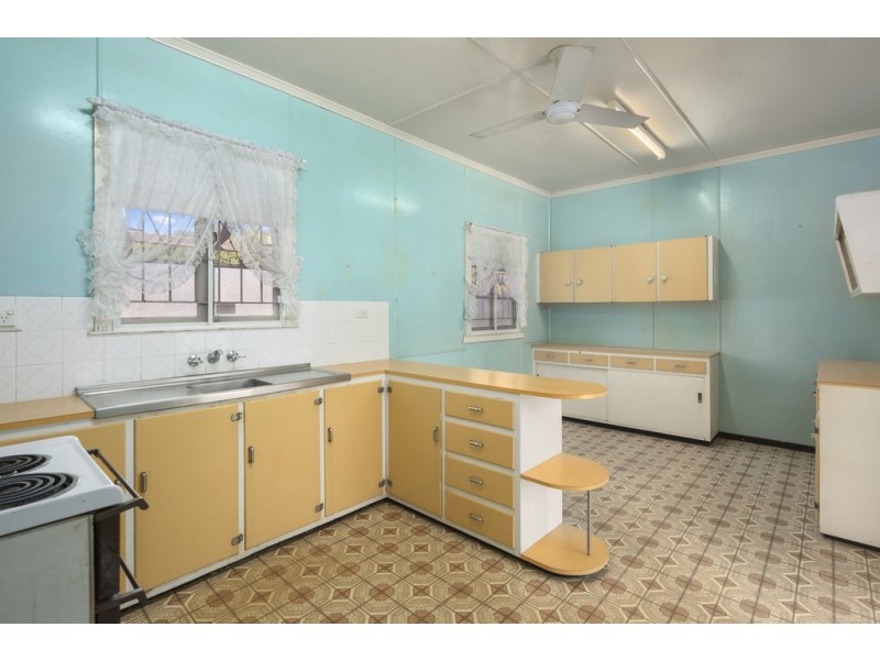 38 Carnation Rd, Manly West QLD 4179