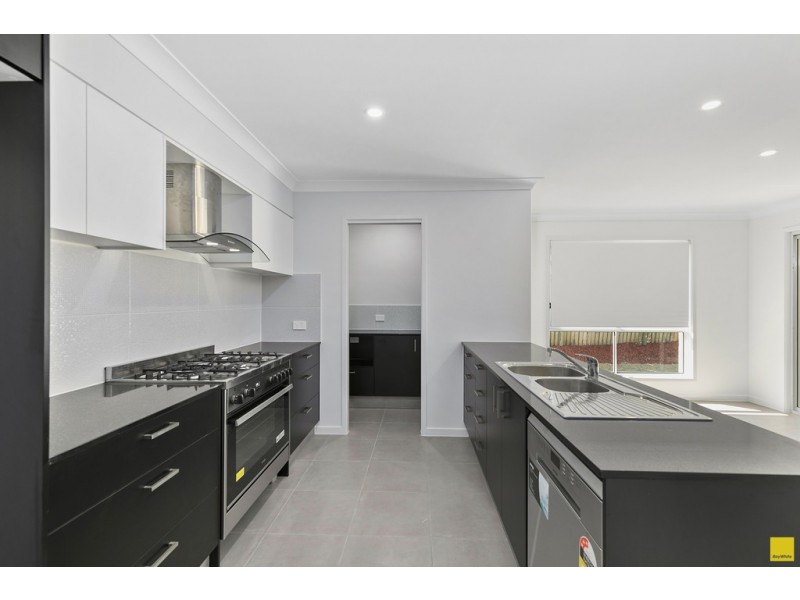 6C Glenwood Court, Birkdale QLD 4159