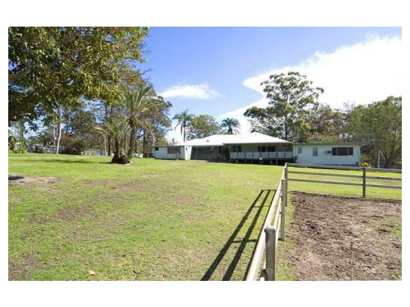 8 Avalon Road, Sheldon QLD 4157