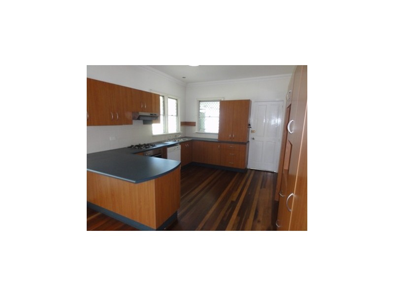 8 Avalon Road, Sheldon QLD 4157