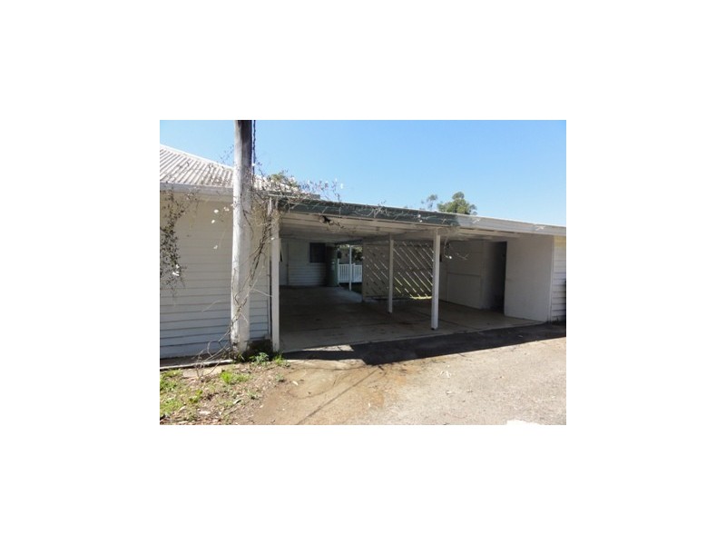 8 Avalon Road, Sheldon QLD 4157