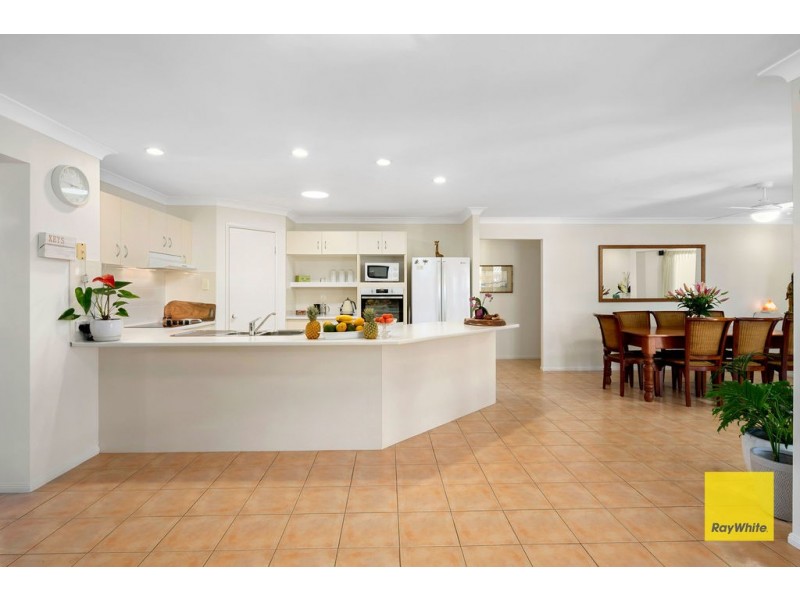 24 Macleay Pl, Thornlands QLD 4164