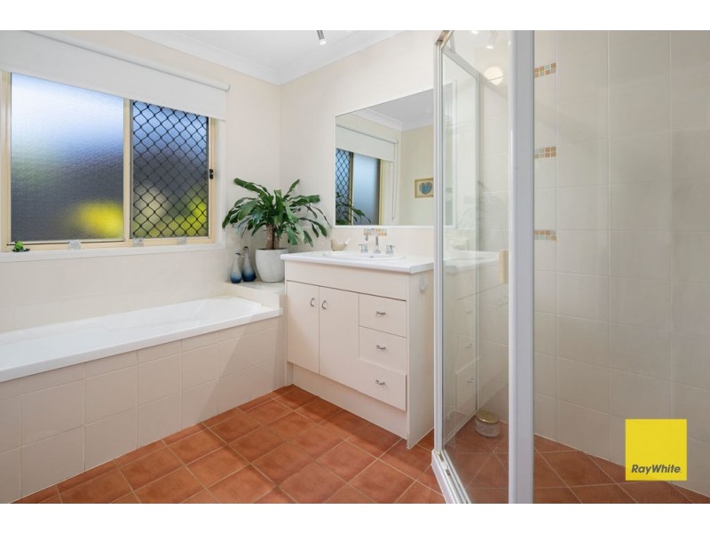 24 Macleay Pl, Thornlands QLD 4164