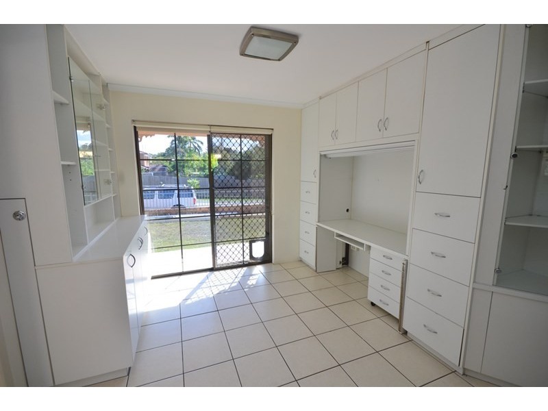 34 Twynam Street, Belmont QLD 4153