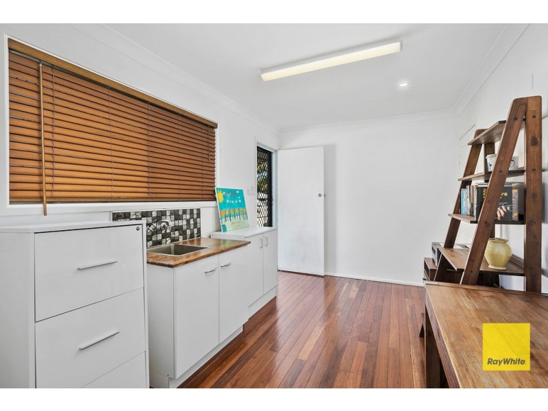 353 Old Cleveland Road East, Birkdale QLD 4159