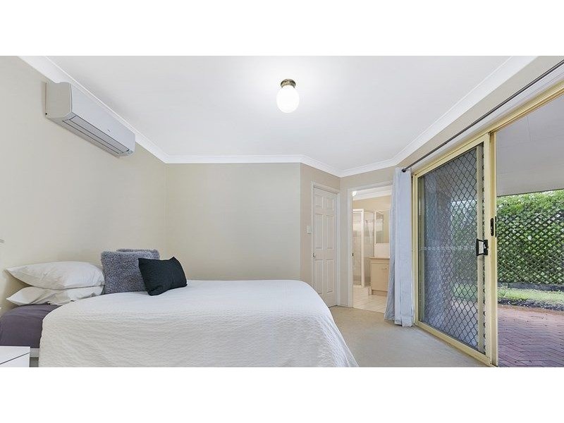 4 Morgan Close, Manly West QLD 4179