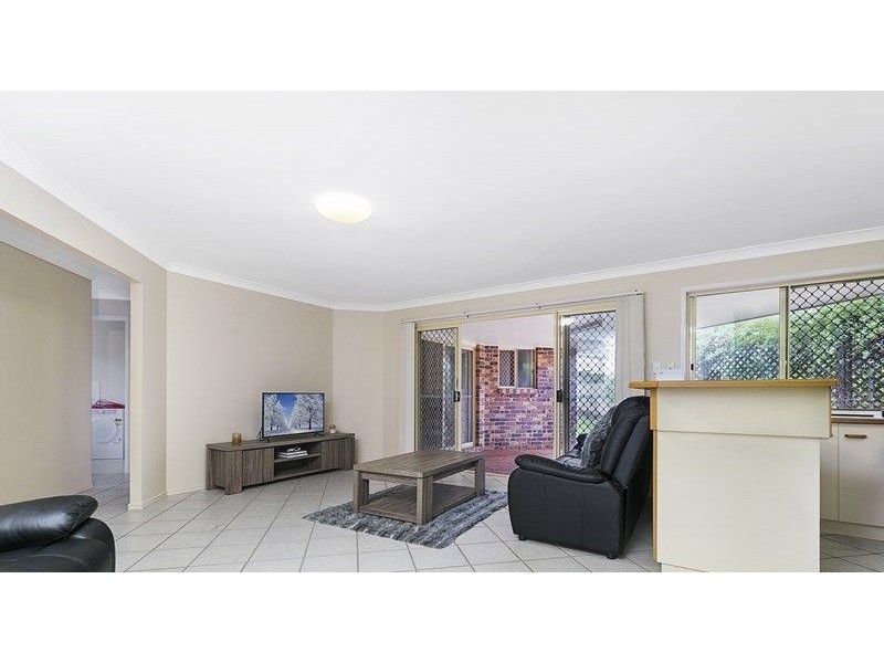 4 Morgan Close, Manly West QLD 4179