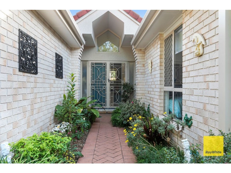 25 Lawn Terrace, Capalaba QLD 4157