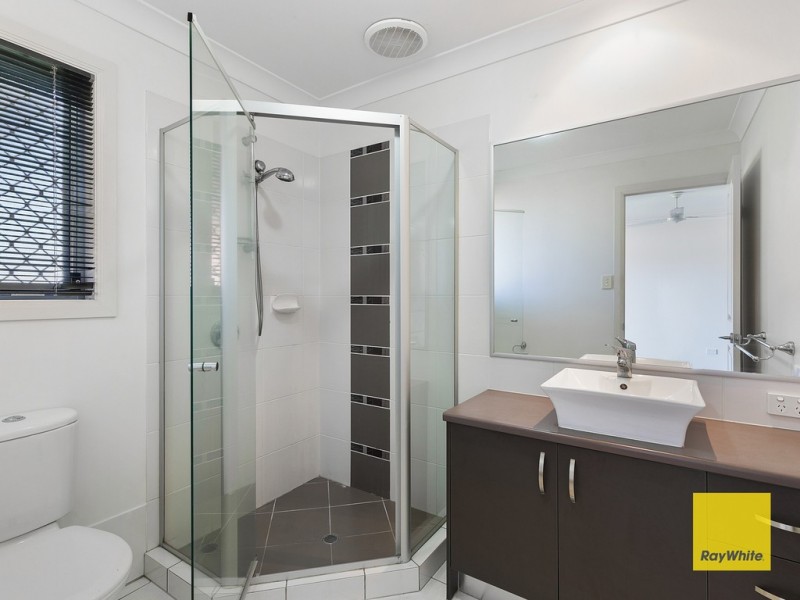 72 Ebony Crescent, Redland Bay QLD 4165