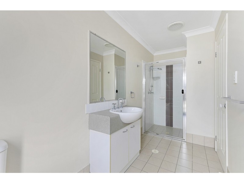 2 Tallis Street, Wakerley QLD 4154