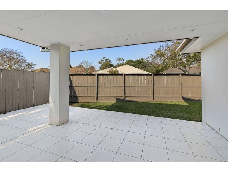 2 Tallis Street, Wakerley QLD 4154