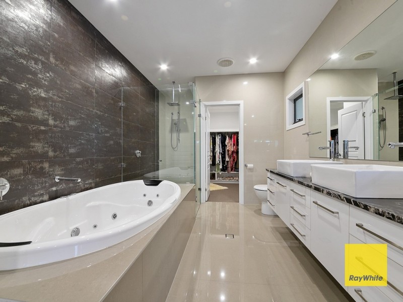 3a Sylvania St, Wellington Point QLD 4160